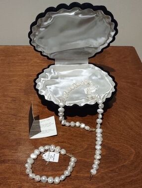 Freshwater Pearls Bracelet And Necklace Set Individually Knotted Nwt White